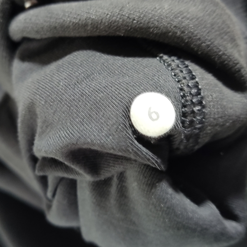 Lululemon Black Fleece Versa Vest Size 6 - Picture 9 of 10